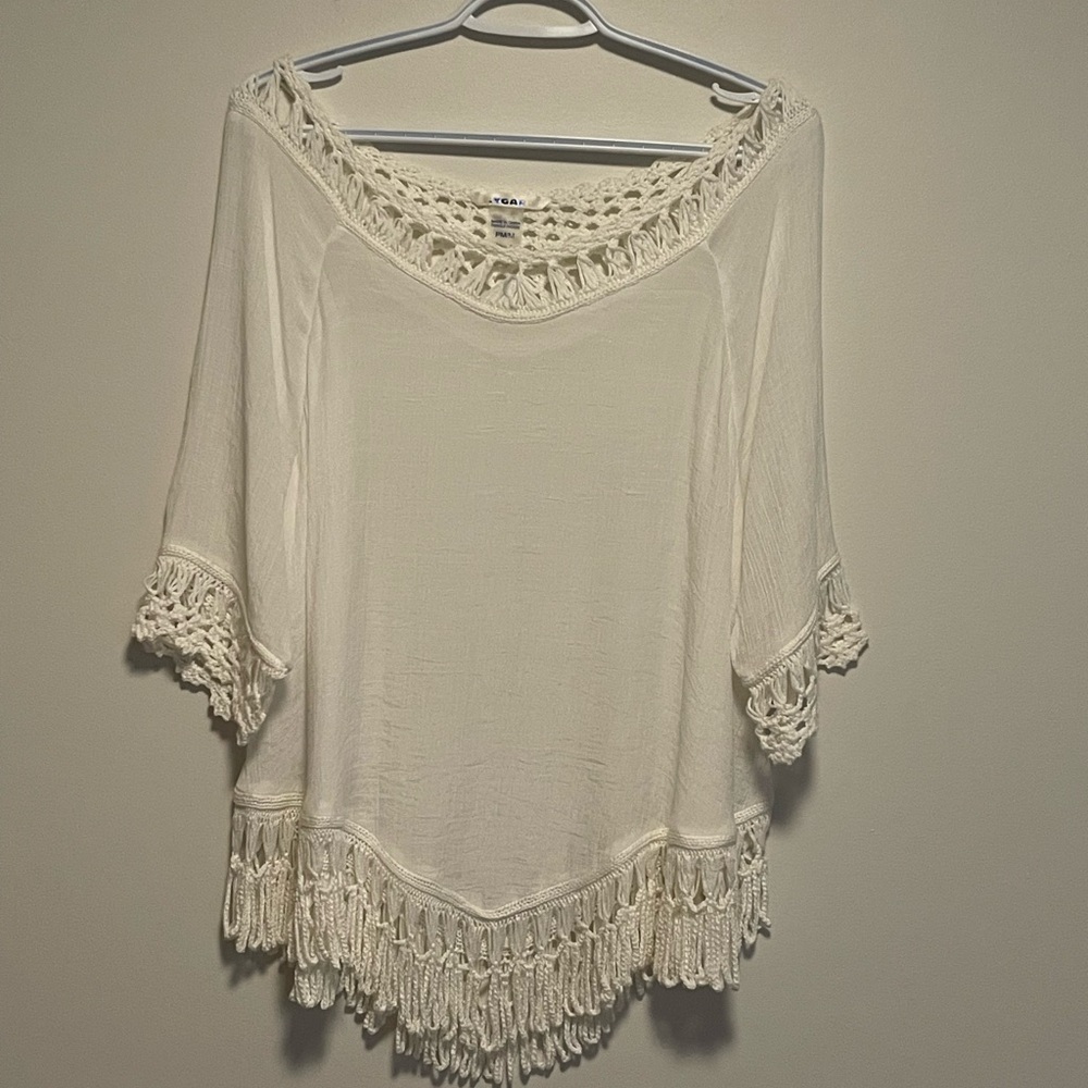Chic Ivory Crochet Fringe Blouse
